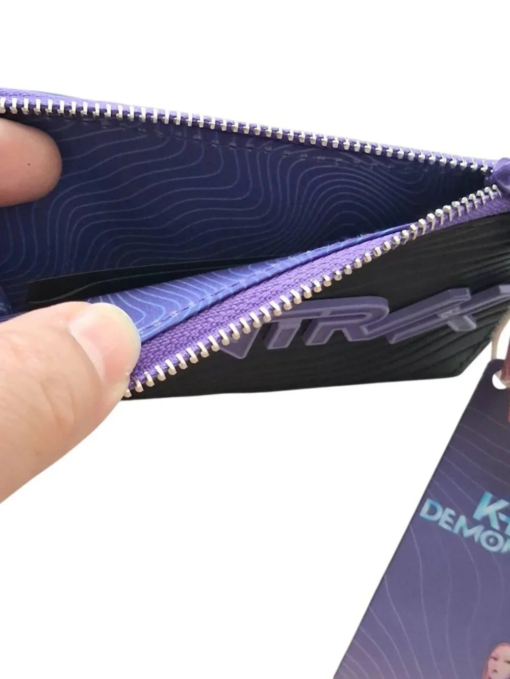 Loungefly KPop Demon Hunters HUNTR/X Wave Cardholder NEW NWT